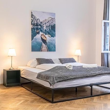 Spacious 2Br Apt -Near Wiener Stadthalle Burggassewiener Well Located Eksteriør bilde