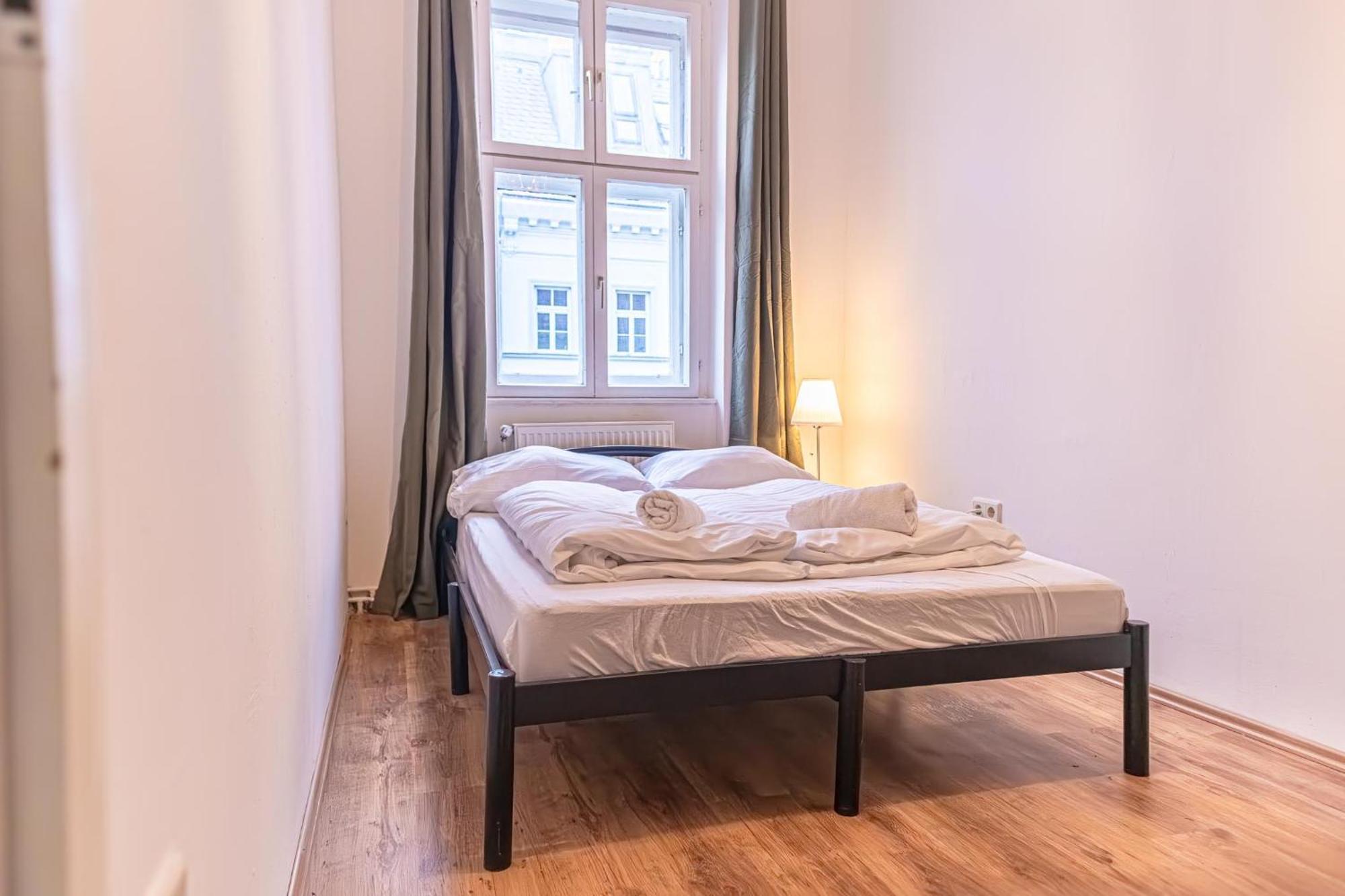 Spacious 2Br Apt -Near Wiener Stadthalle Burggassewiener Well Located Eksteriør bilde