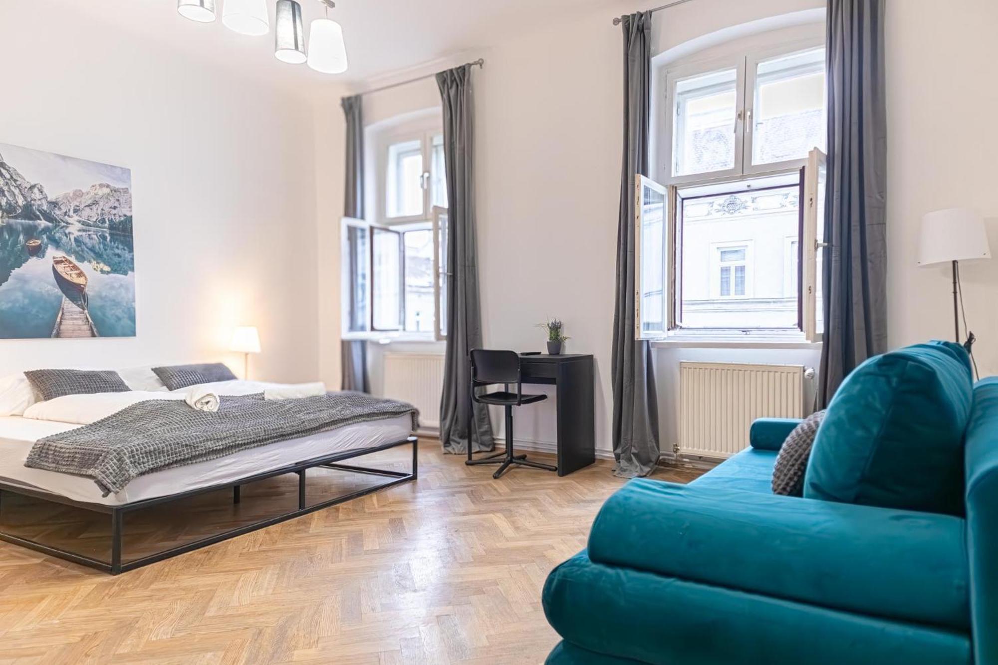 Spacious 2Br Apt -Near Wiener Stadthalle Burggassewiener Well Located Eksteriør bilde